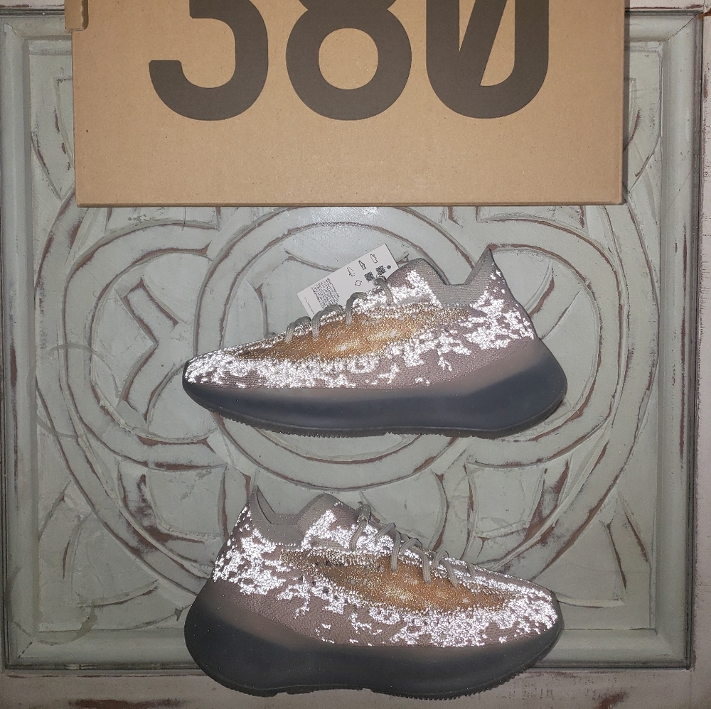 Yeezy 380 Pepper Reflective Size 7.5
